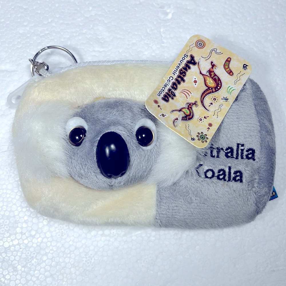 KOALA COIN PURSE KEY CHAIN
AUSTRALIA Souvenir Collection
